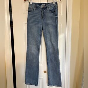 Old Navy Women's High Rise Boot Cut Jeans in Light Blue